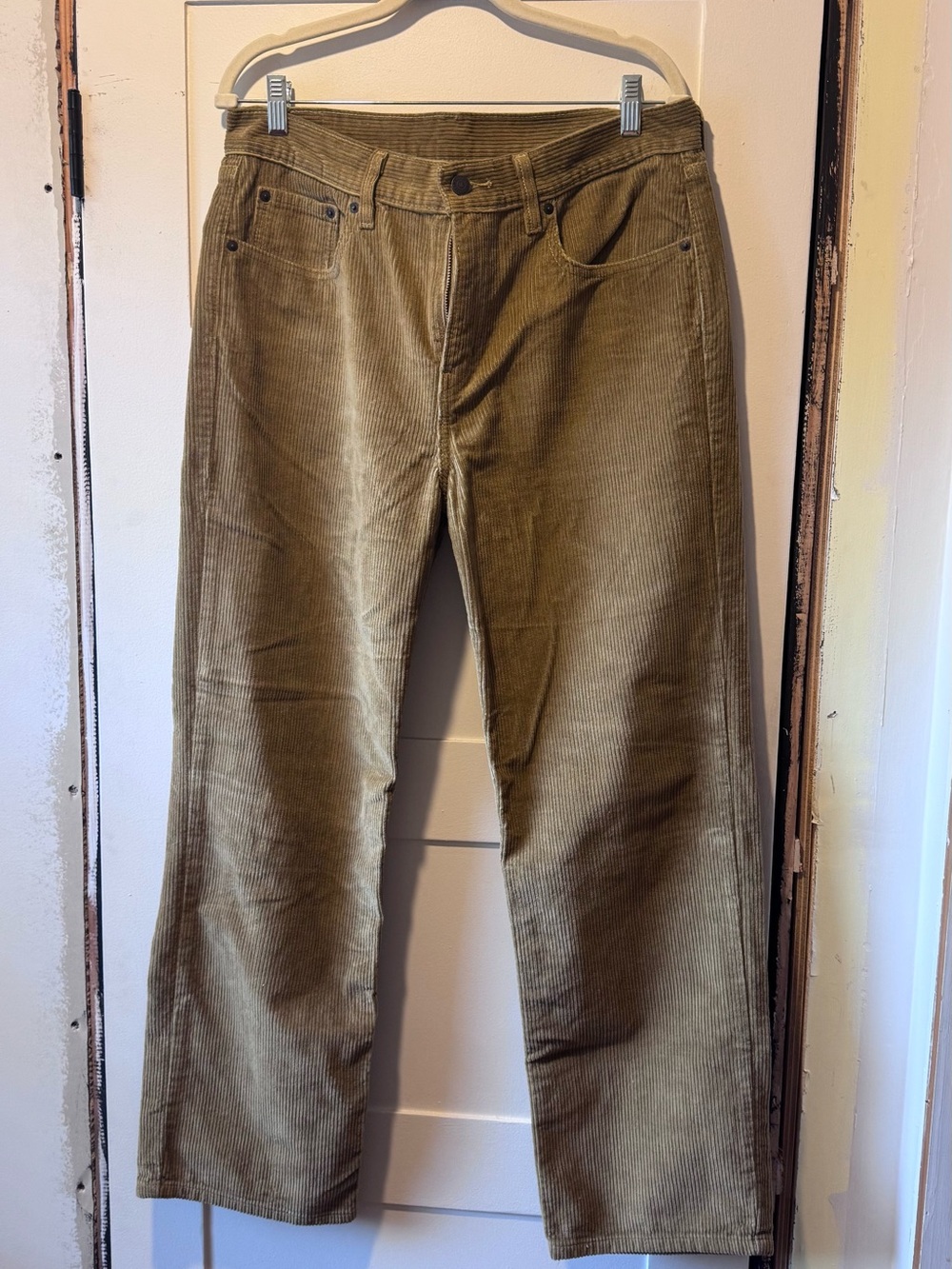 Levi's Corduroy Straight Leg Pants